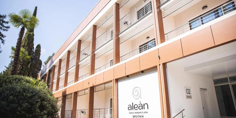 Отель "Alean Family Sputnik" /<br> "Алеан Фэмили Спутник"